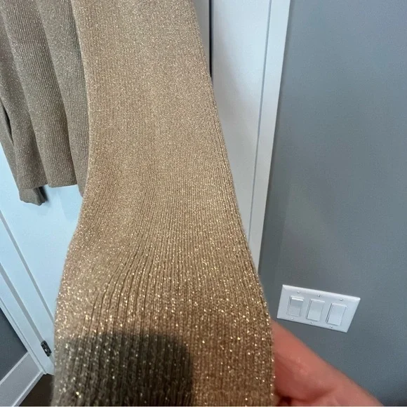 Tan/Gold Cahmere Sweater-Vinyard Vine - Picture 3 of 10